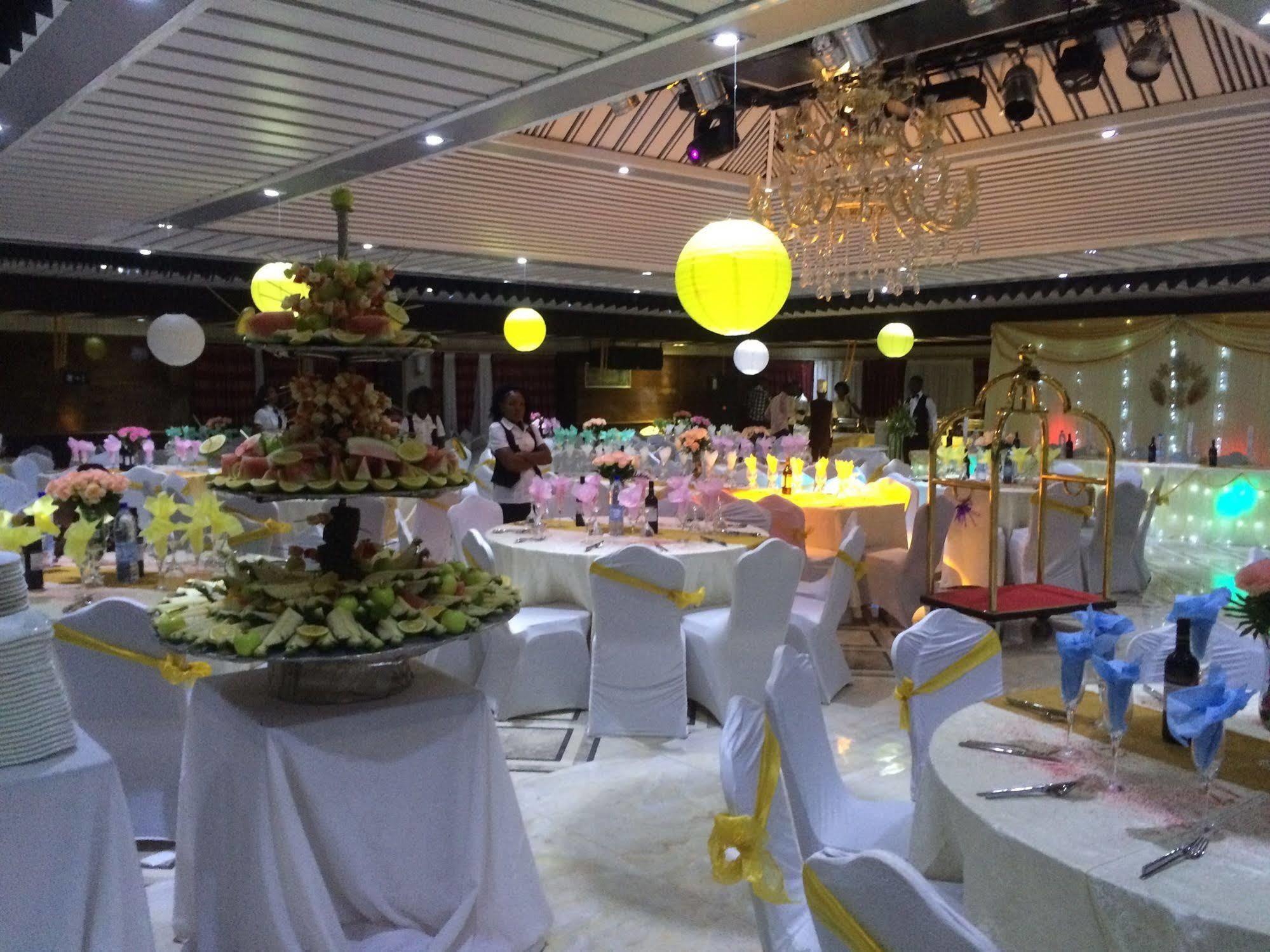 Sun Beach Hotel Cotonou Kültér fotó
