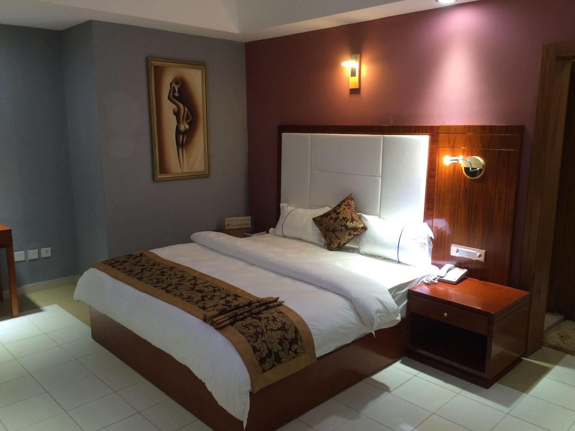 Sun Beach Hotel Cotonou Kültér fotó