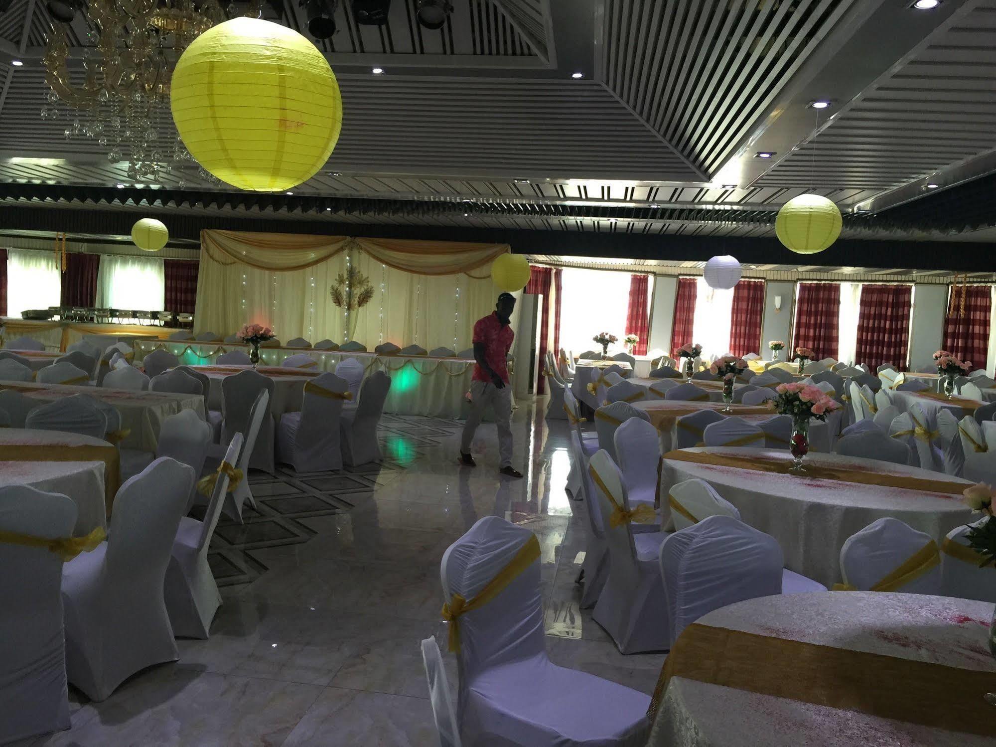 Sun Beach Hotel Cotonou Kültér fotó